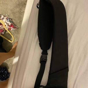 Patagonia 8L Atom Sling Bag